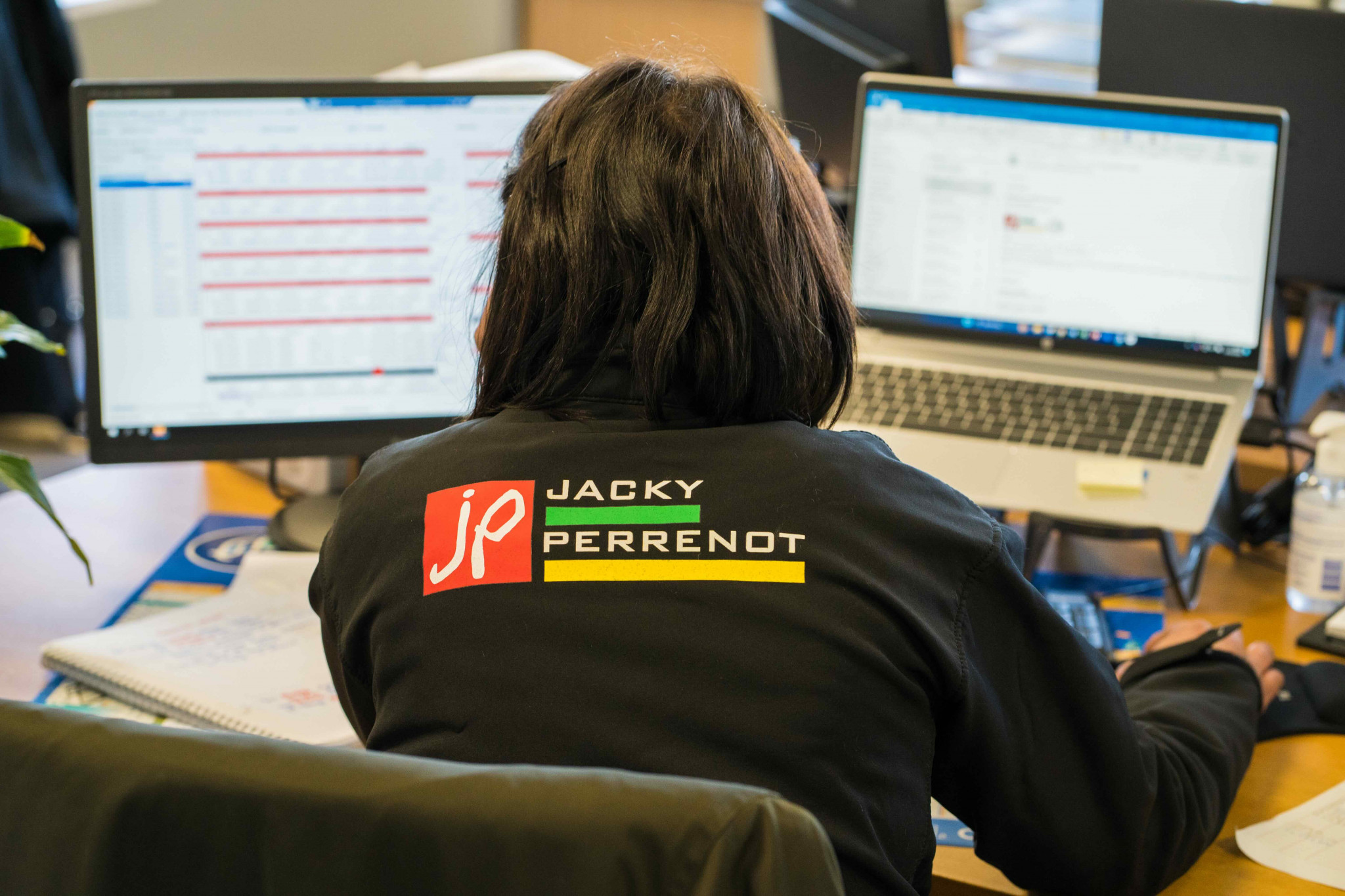 Jacky Perrenot Acquires ArrowXL Home Delivery