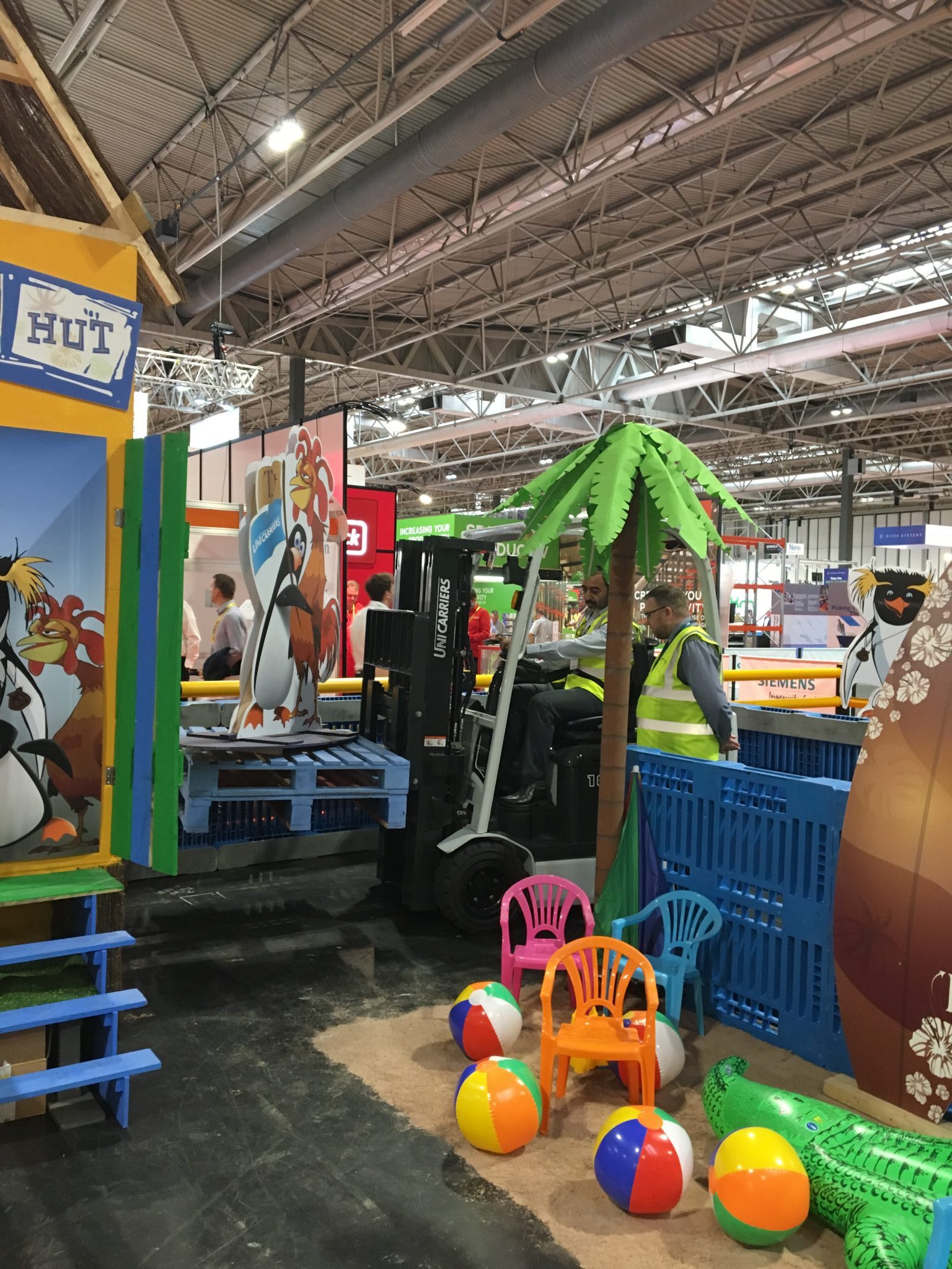 UniCarriers and Talent in Logistics Enjoy Skilful Forklift Operator Challenge