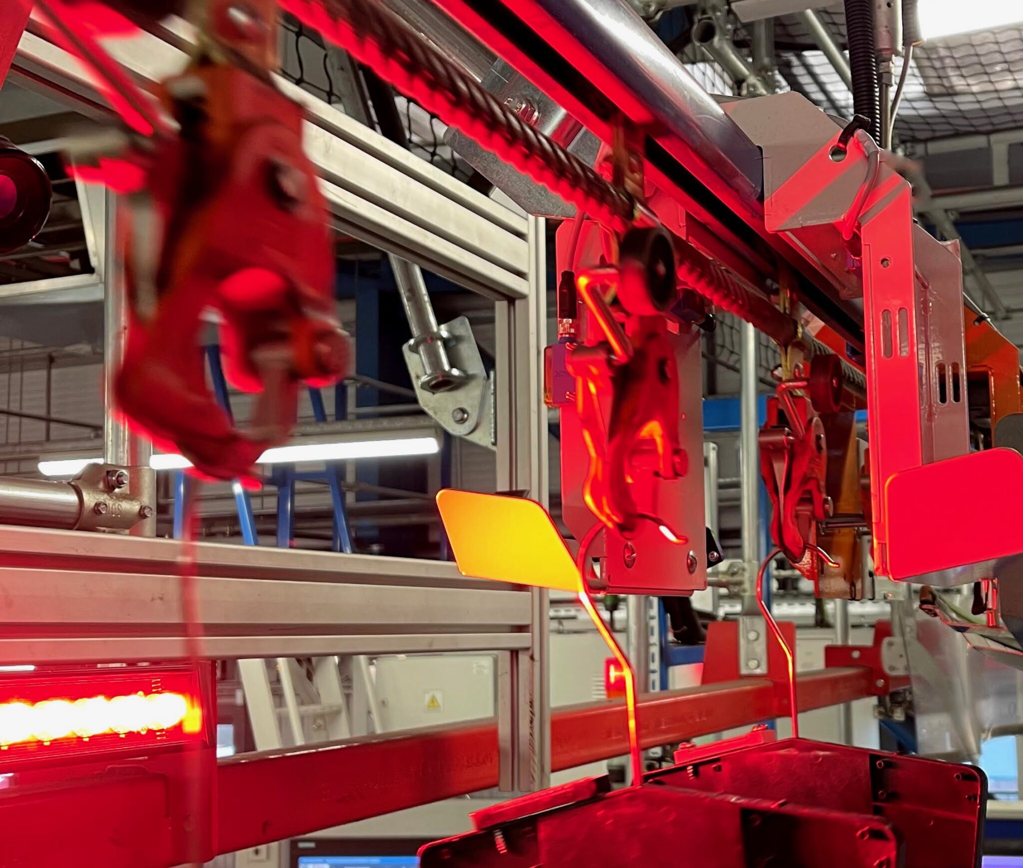 Vision-based inspection system prevents stock losses