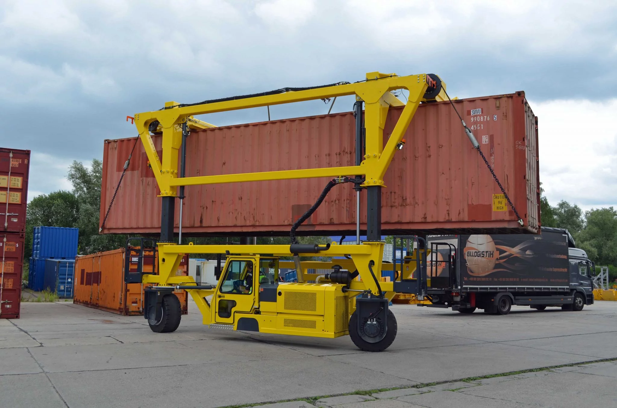 Combilift on Show with Big and Small at transport logistic