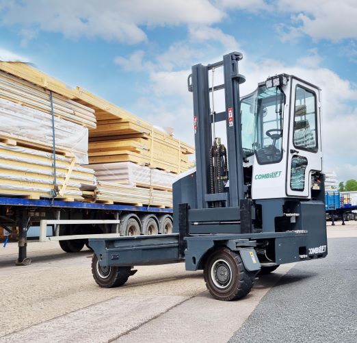 Combilift promises “lots to discover” at LogiMAT