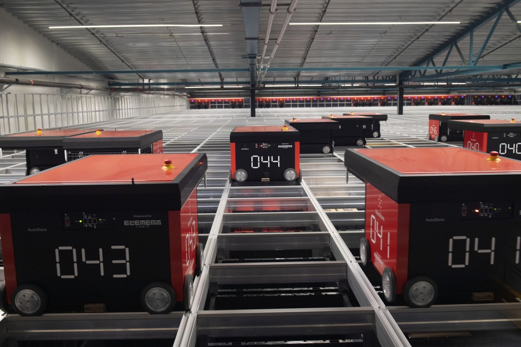 Warehouse Automation in 2025: Key trends to Watch