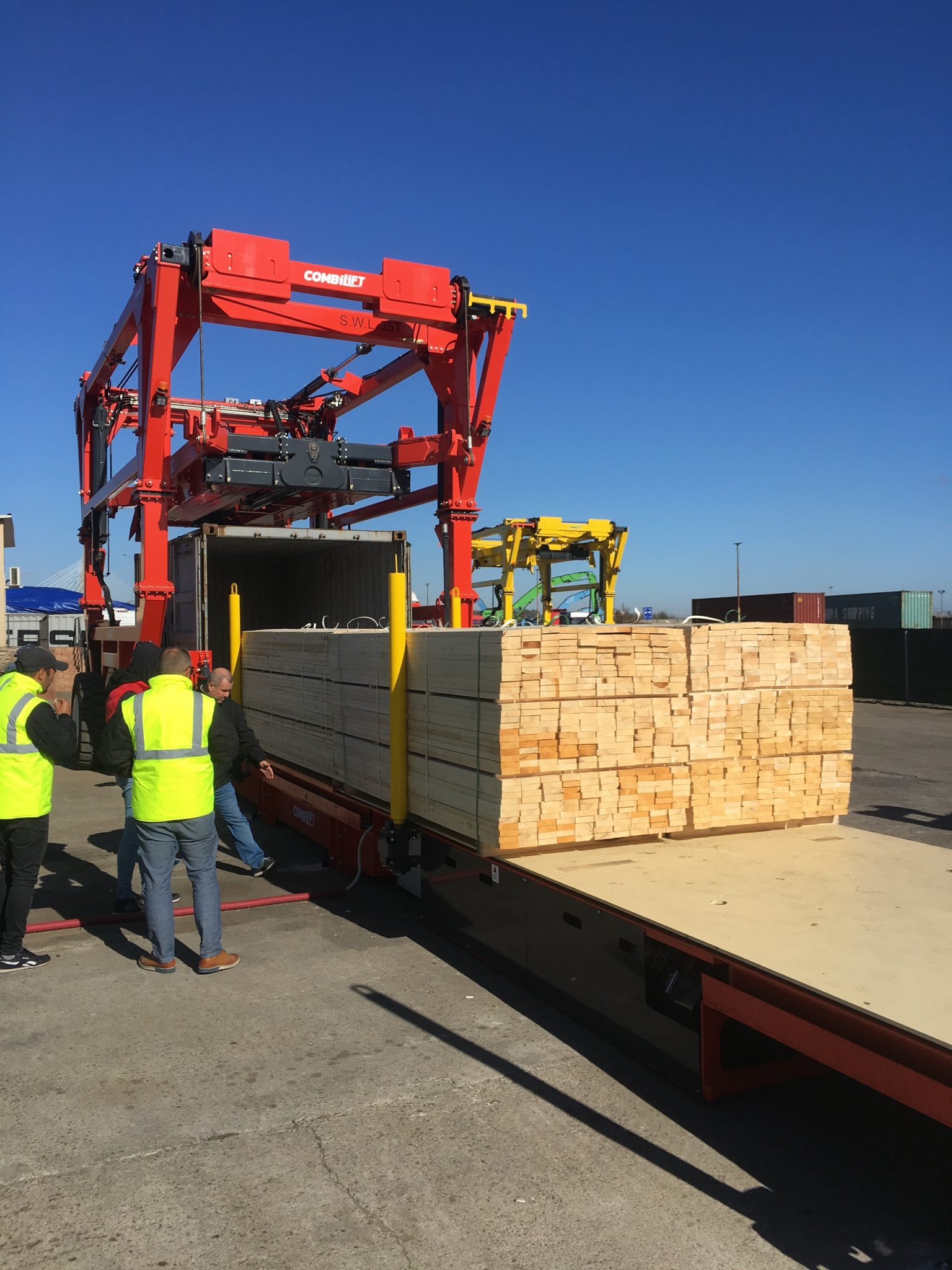 Case Study: New Combilift Container Slip Sheet for Fast Freight