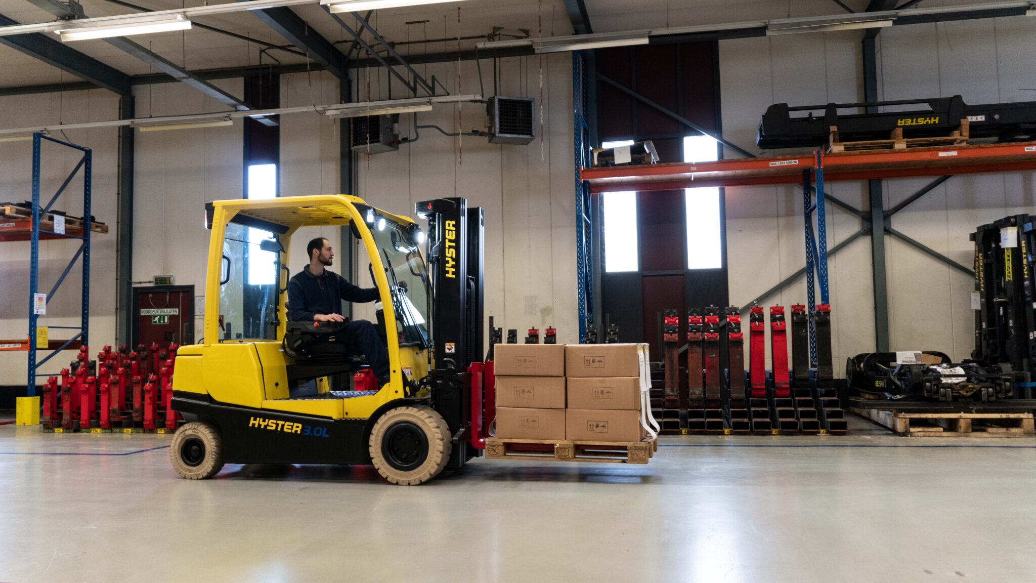 Hyster Li-ion forklifts overcome tough industry challenges