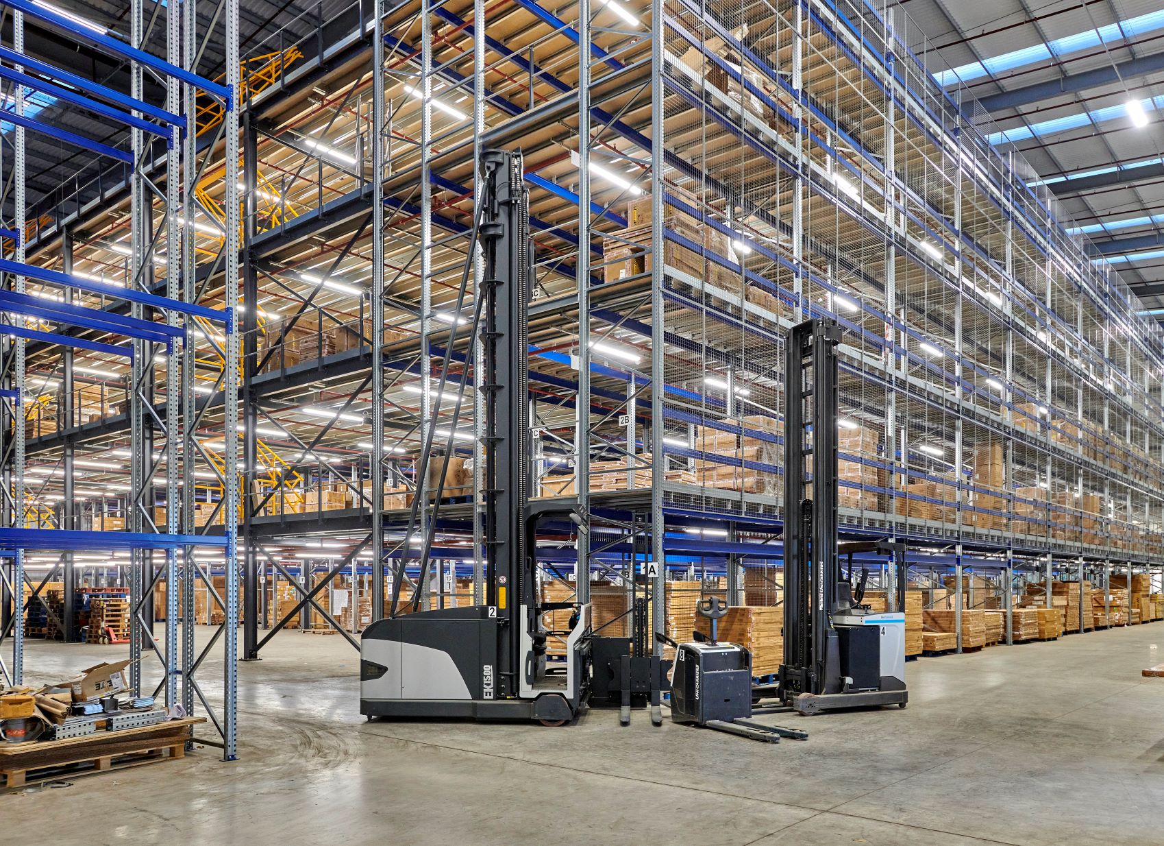 “Perfect” storage and handling solution for Furniturebox