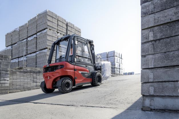 Linde presents concentrated expertise at LogiMAT
