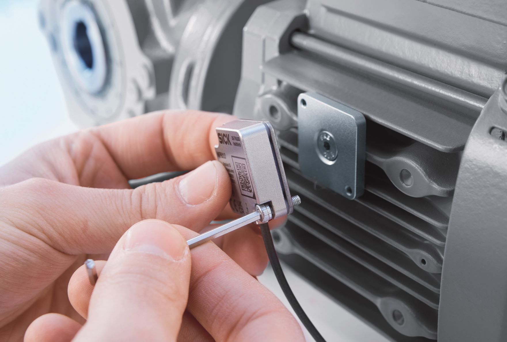 Bolt-on sensor for continuous condition monitoring