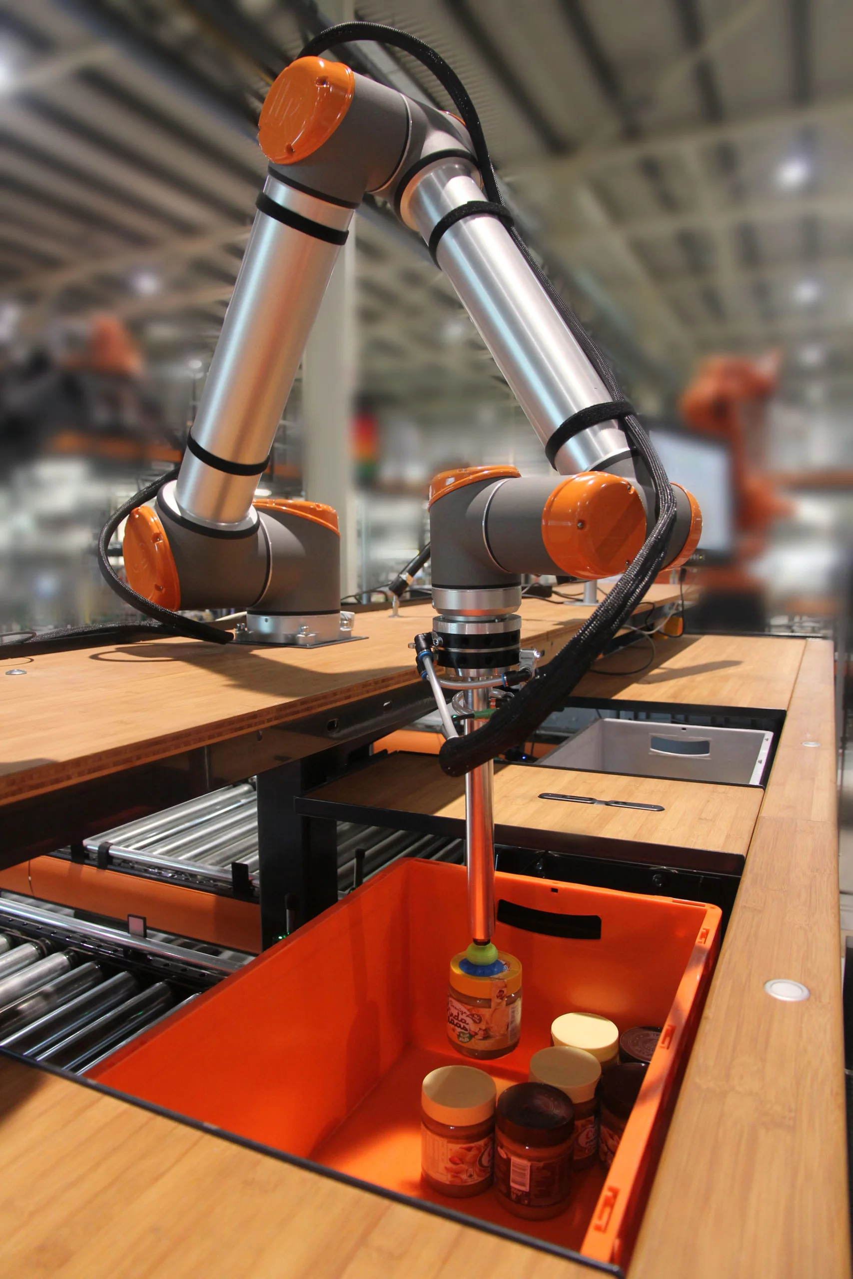 IntraLog Poland 2020 – AGV, AMR, Cobots and More