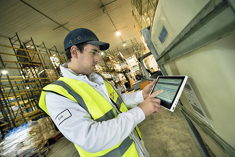 Bigging up Data Analytics