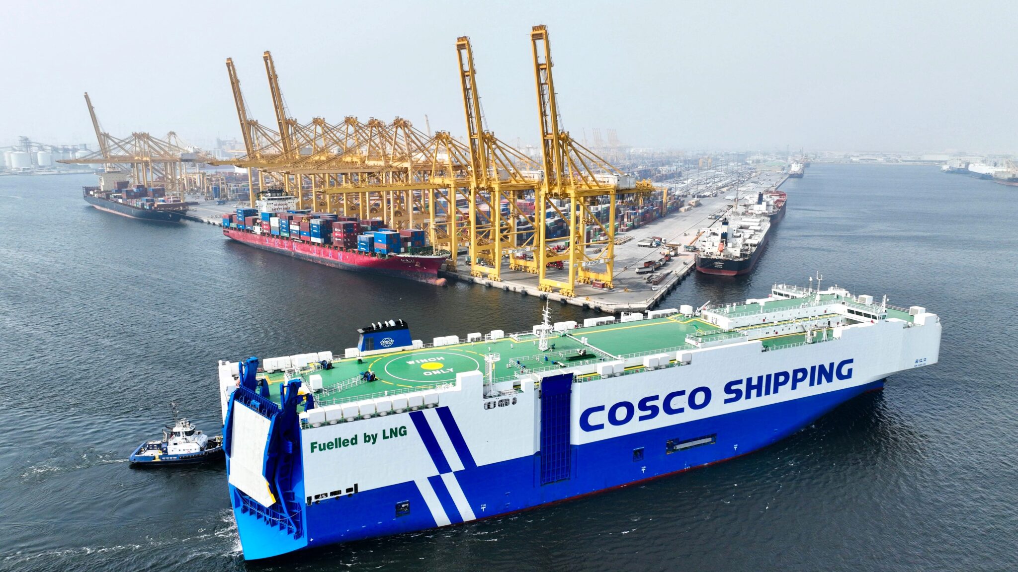 Jebel Ali Port Welcomes Giant Cosco Roro Vessel