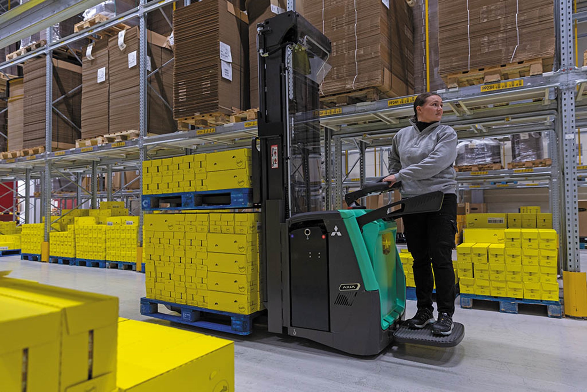 New, High-performance Platform Stacker