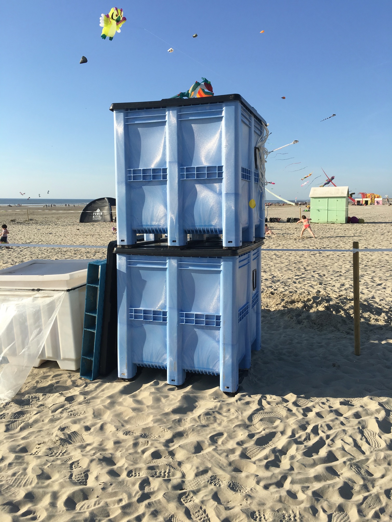 10 Varied Ways to Use a Plastic Pallet Box