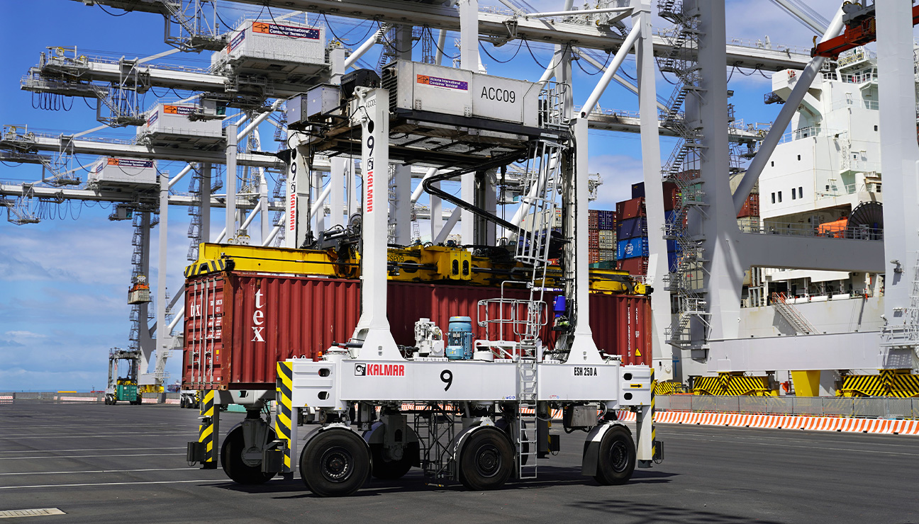 Hybrid Automatic Container Carriers of Oz