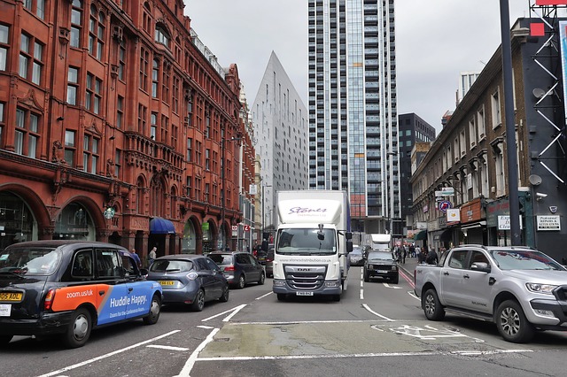 London van drivers lose a week p.a. looking for parking